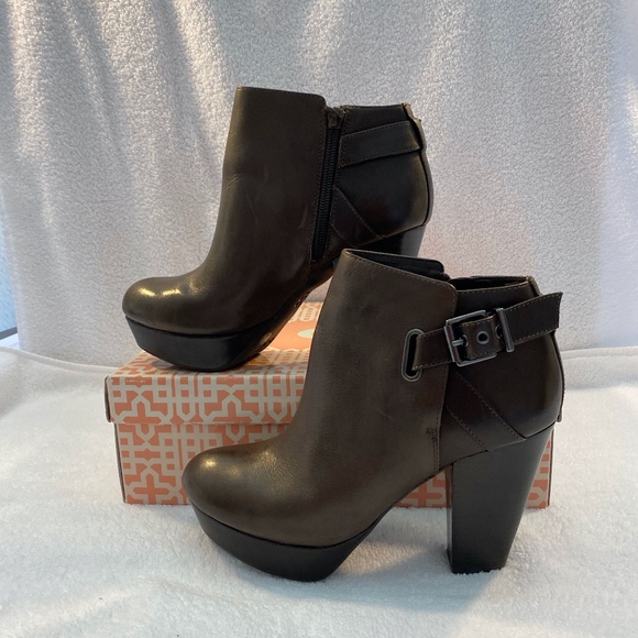 Gianni Bini Shoes - 💕GIANNI BINI WOMEN'S ANKLE BOOT'S💕